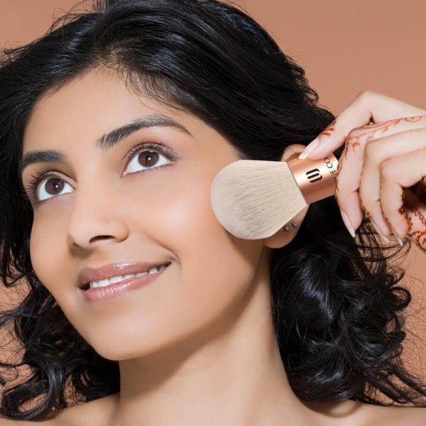 Unique Colors Kabuki Powder Foundation Brush 1pc